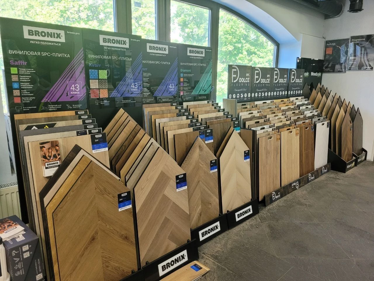 Открытие нового магазина в Санкт-Петербурге